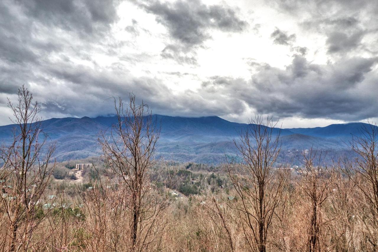 Leconte View 1, 1 Bedroom, Fireplace, Hot Tub, Grill, Pool Table, Sleeps 2 Gatlinburg Exterior photo